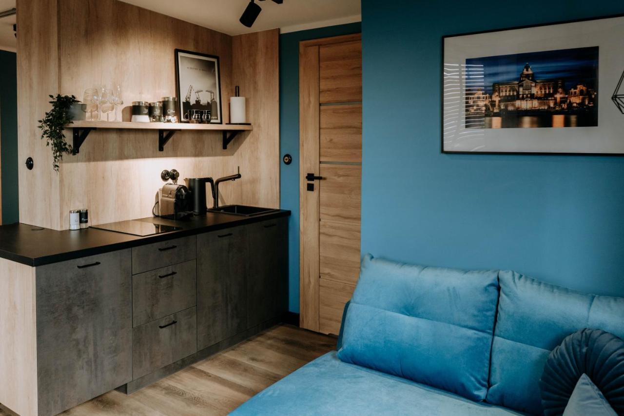 슈체친 Mini Loft Na Dachu 아파트 외부 사진