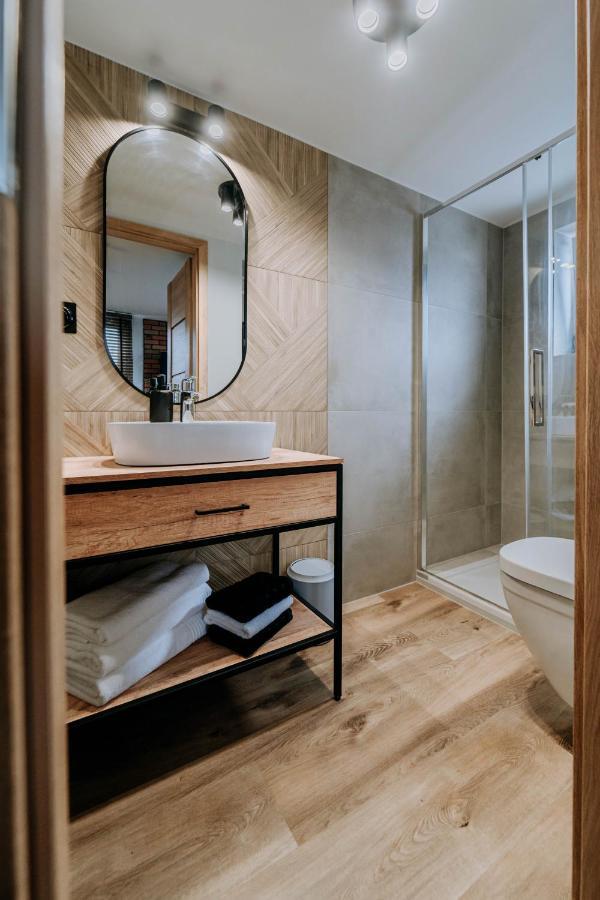 슈체친 Mini Loft Na Dachu 아파트 외부 사진