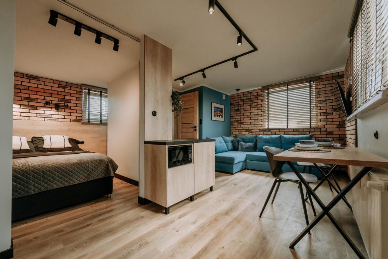 슈체친 Mini Loft Na Dachu 아파트 외부 사진